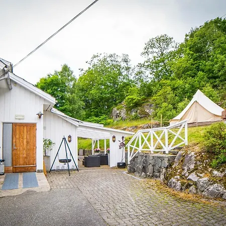 Lilland Brewery 3*