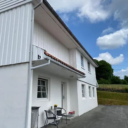 Hotel Lilland Brewery Tau