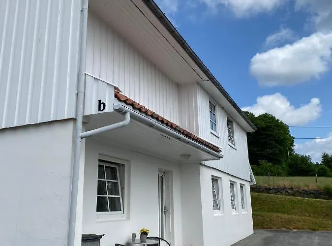 Hotel Lilland Brewery Tau